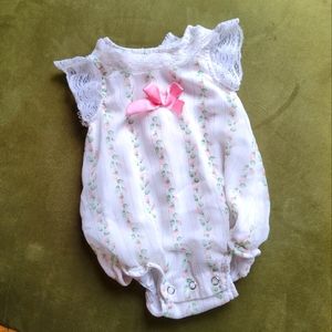 Nicole Miller NY 0/3m Onsie